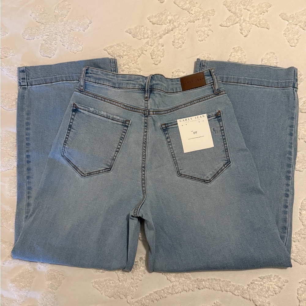 Carly Jean Los Angeles Cropped Jeans